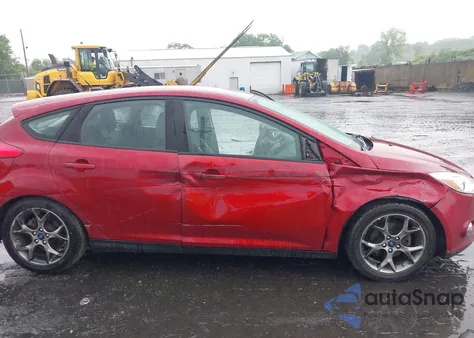 2014 Ford Focus Se from USA, damaged, VIN 1FADP3K23EL319188